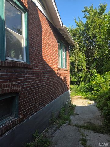 3422 Lucas And Hunt Road, Beverly Hills, MO 63121
