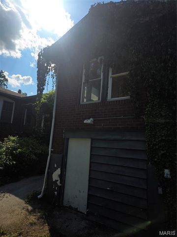 3422 Lucas And Hunt Road, Beverly Hills, MO 63121
