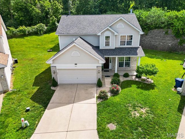 567 Brook Meadow Drive, Ballwin, MO 63021