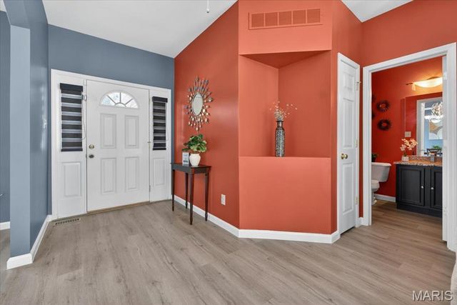 567 Brook Meadow Drive, Ballwin, MO 63021