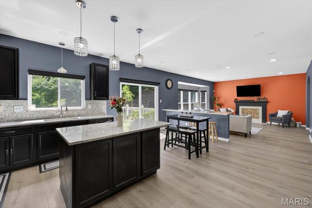 567 Brook Meadow Drive, Ballwin, MO 63021