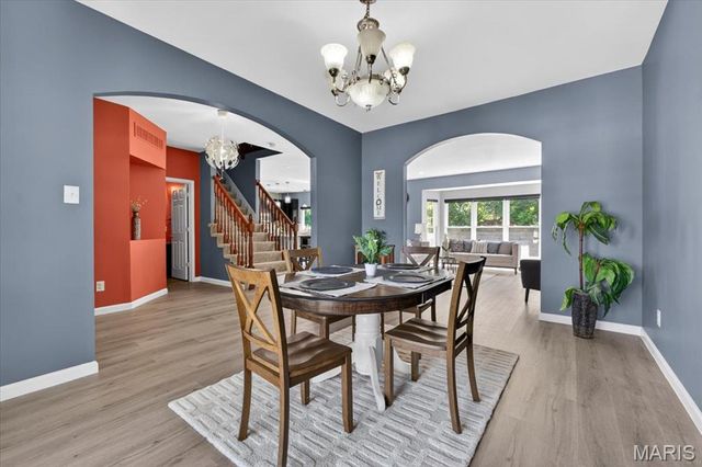 567 Brook Meadow Drive, Ballwin, MO 63021