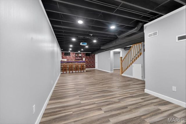 567 Brook Meadow Drive, Ballwin, MO 63021