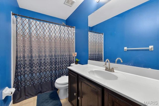 567 Brook Meadow Drive, Ballwin, MO 63021