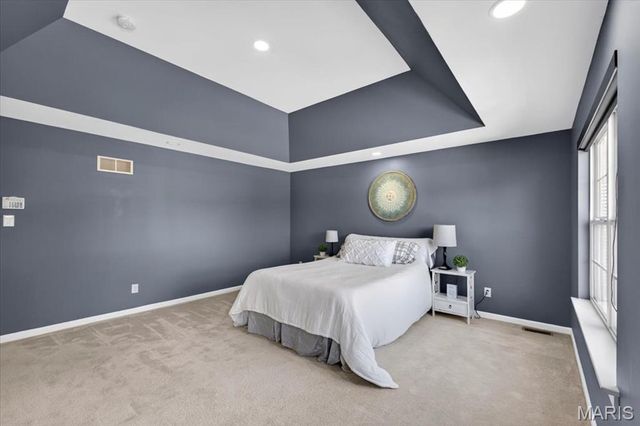 567 Brook Meadow Drive, Ballwin, MO 63021
