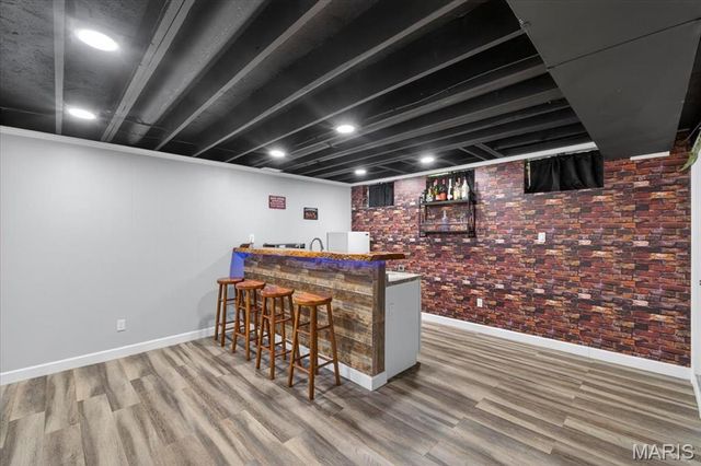567 Brook Meadow Drive, Ballwin, MO 63021