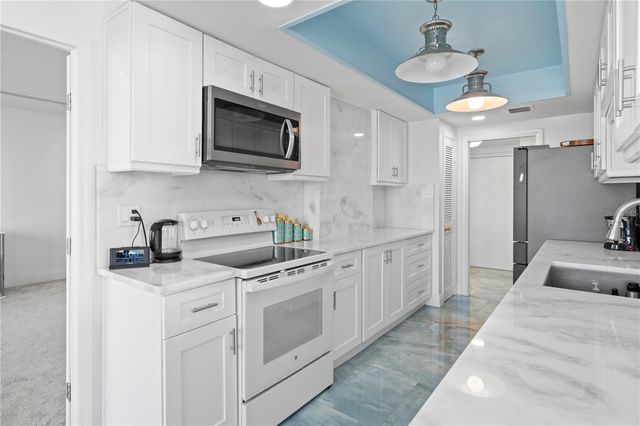 100 PIERCE STREET 908, Clearwater, FL 33756