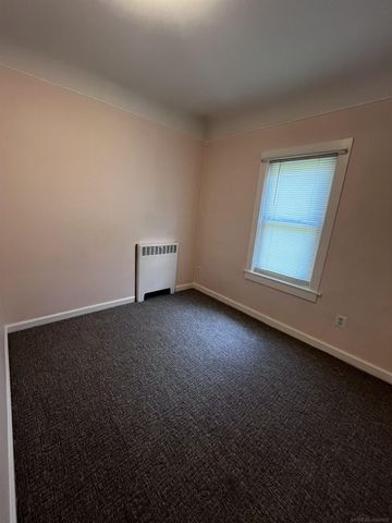 45599 North Avenue, Macomb Twp, MI 48042