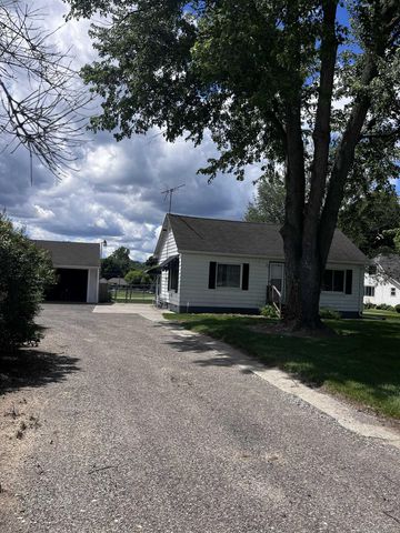 45599 North Avenue, Macomb Twp, MI 48042