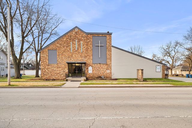 705 E Washington Street, Morris, IL 60450
