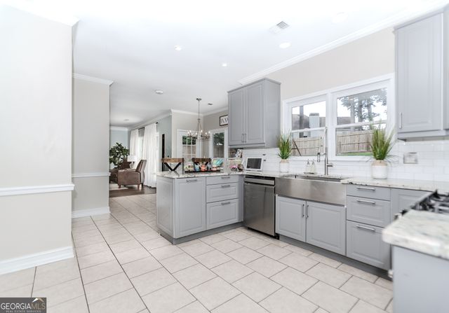 2115 Bentbrooke Trail, Lawrenceville, GA 30043