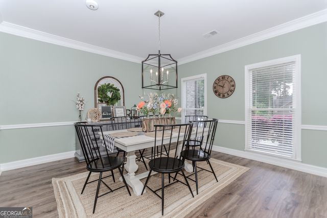 2115 Bentbrooke Trail, Lawrenceville, GA 30043