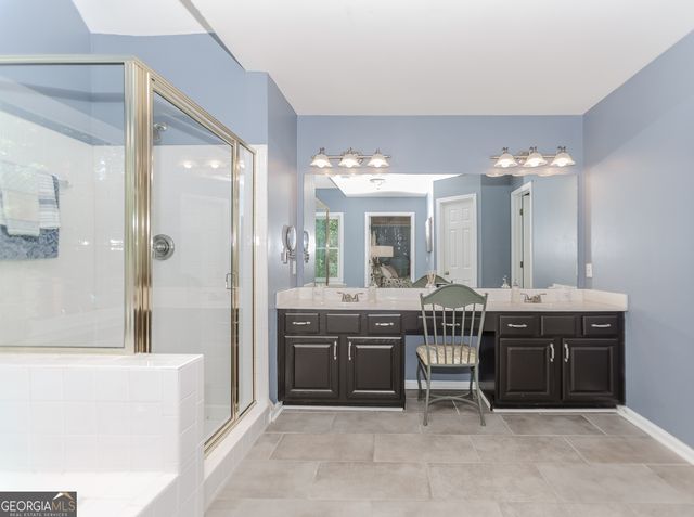 2115 Bentbrooke Trail, Lawrenceville, GA 30043