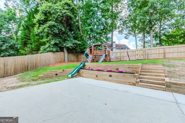 2115 Bentbrooke Trail, Lawrenceville, GA 30043