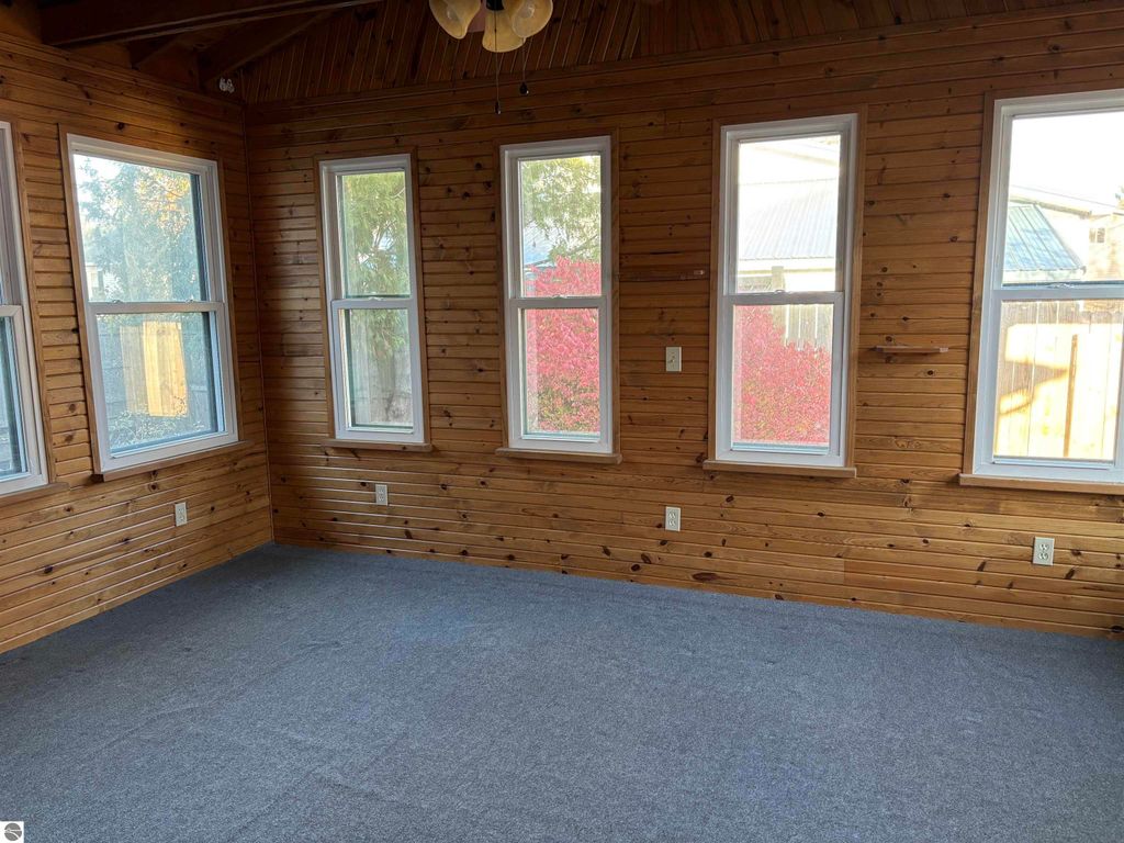 Image 23 of property listing at 800 E State Street, East Tawas, MI 48730