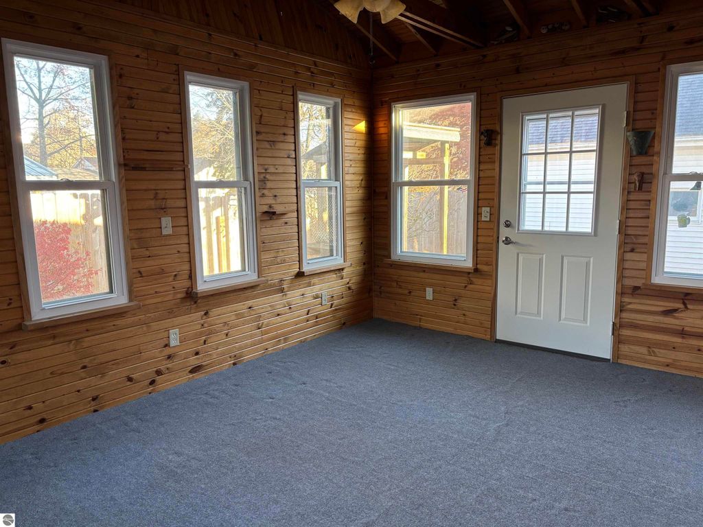 Image 24 of property listing at 800 E State Street, East Tawas, MI 48730