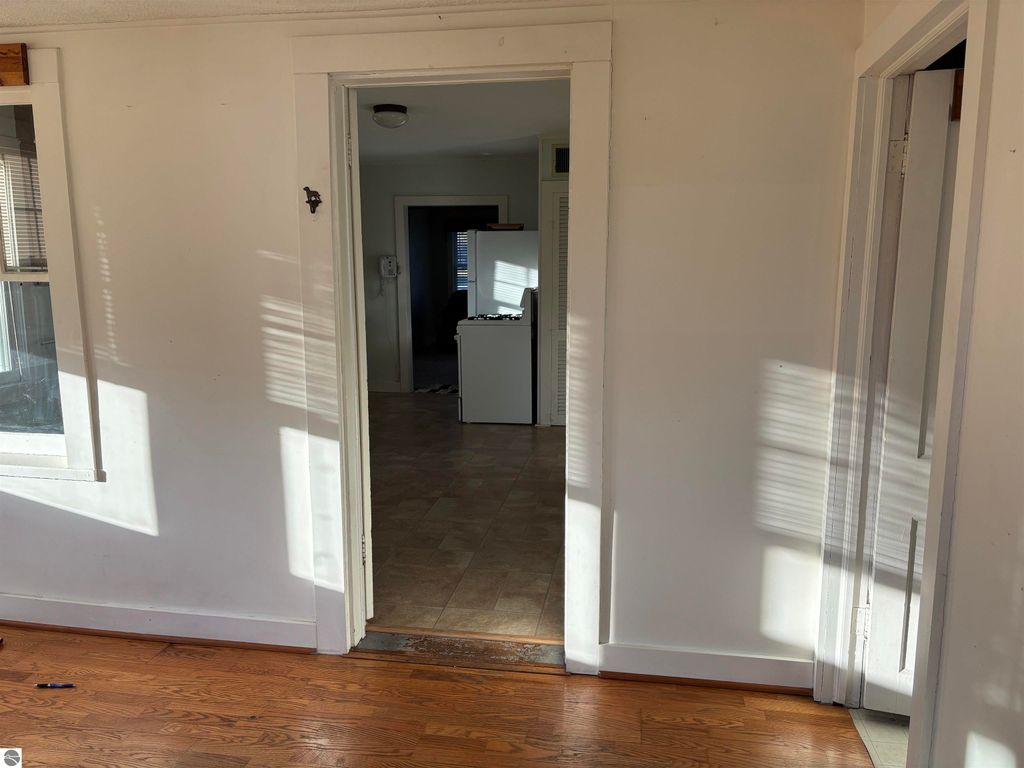 Image 3 of property listing at 800 E State Street, East Tawas, MI 48730