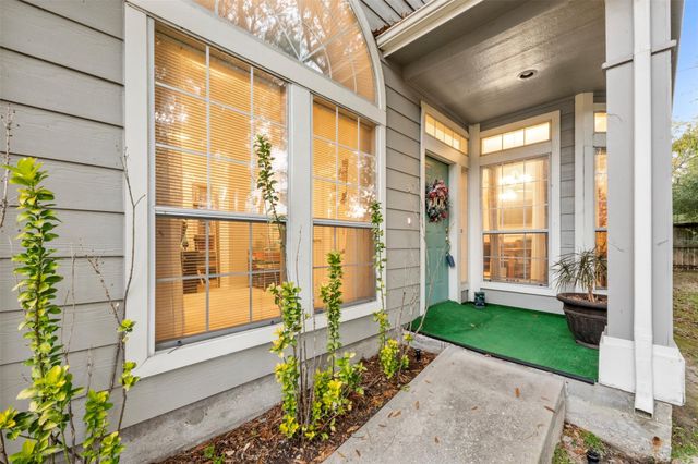 2334 Everest Way, Houston, TX 77339