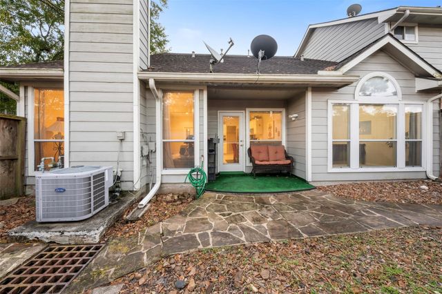 2334 Everest Way, Houston, TX 77339