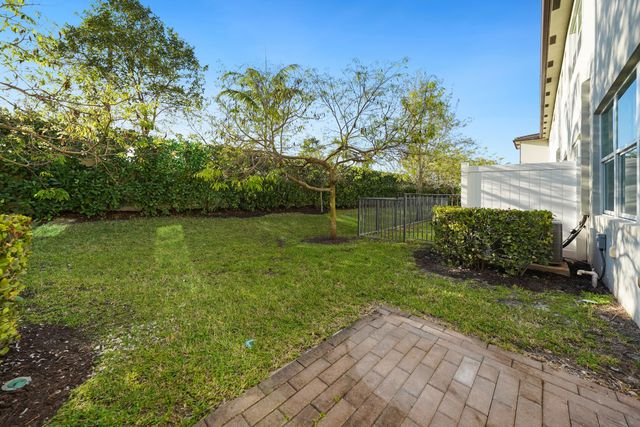 4787 Navali Drive, Wellington, FL 33467