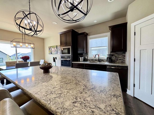 2020 Goldfinch Lane, Sauk City, WI 53583