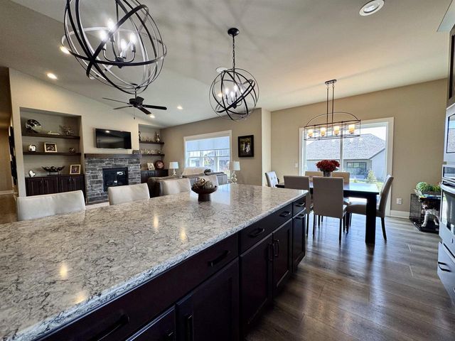 2020 Goldfinch Lane, Sauk City, WI 53583