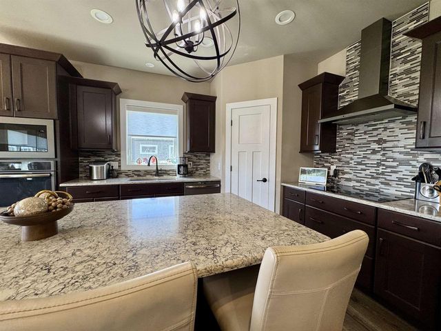 2020 Goldfinch Lane, Sauk City, WI 53583