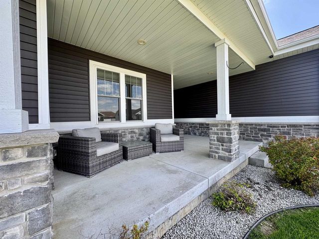 2020 Goldfinch Lane, Sauk City, WI 53583