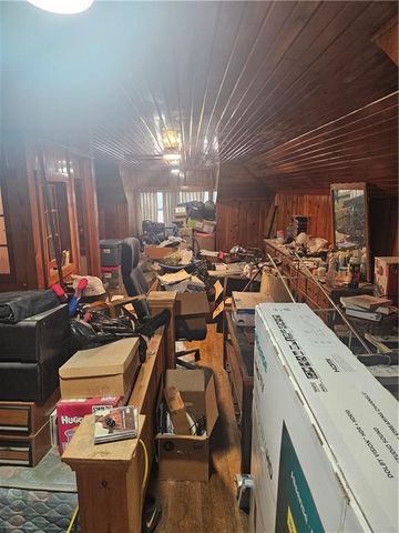 2301 E 73rd Street, Kansas City, MO 64132