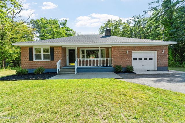 367 Closson Road, Glenville, NY 12302