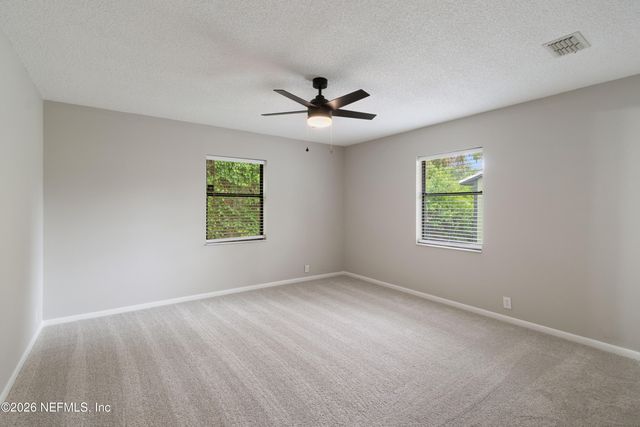 226 PORT COMFORT Drive, East Palatka, FL 32177