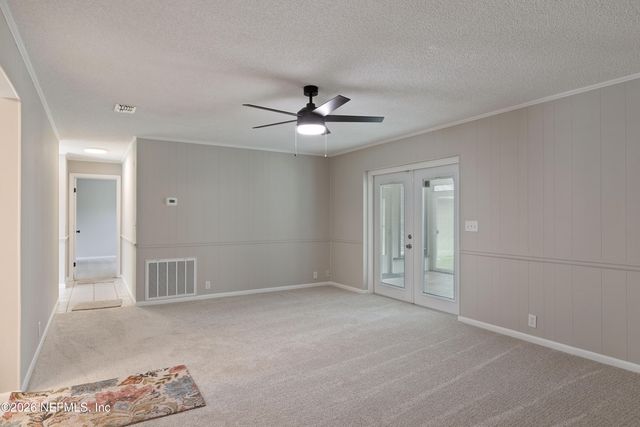 226 PORT COMFORT Drive, East Palatka, FL 32177