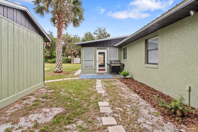 226 PORT COMFORT Drive, East Palatka, FL 32177