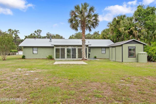 226 PORT COMFORT Drive, East Palatka, FL 32177