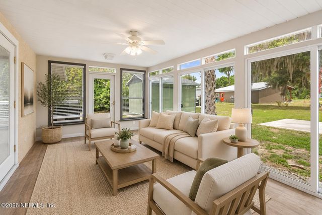 226 PORT COMFORT Drive, East Palatka, FL 32177