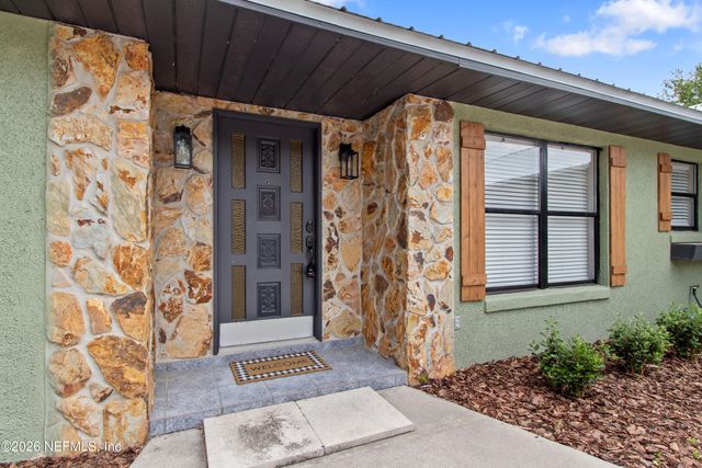 226 PORT COMFORT Drive, East Palatka, FL 32177