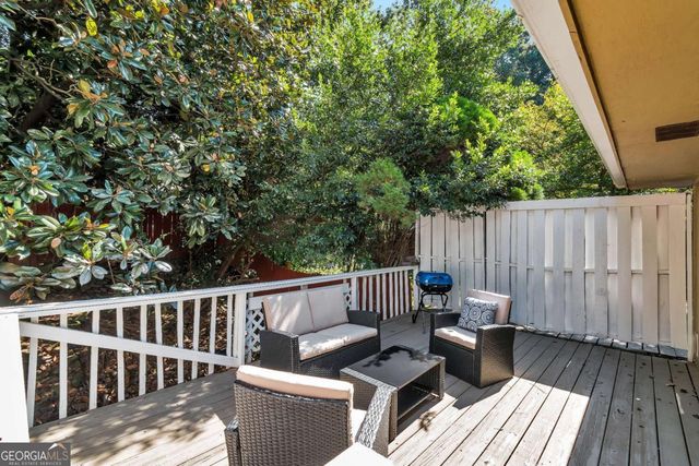 1114 Falling Water Drive SE, Smyrna, GA 30080