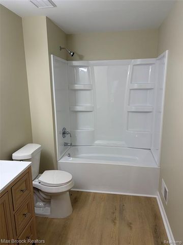 302 N Vista, Auburn Hills, MI 48326