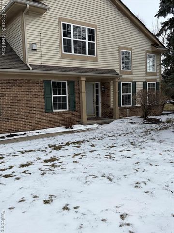 302 N Vista, Auburn Hills, MI 48326