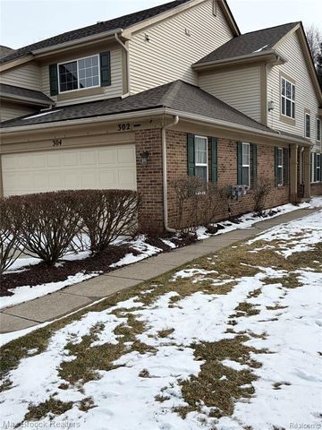 302 N Vista, Auburn Hills, MI 48326