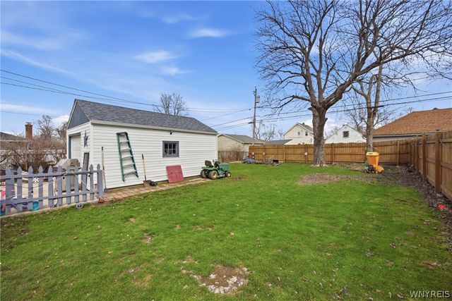 229 Wellington Avenue, Tonawanda, NY 14223