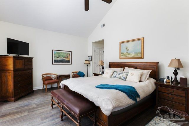 2639 Cove Rd, Navarre, FL 32566