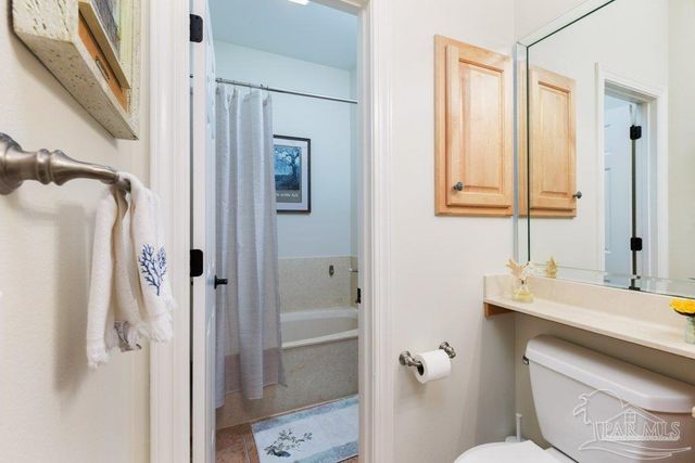 2639 Cove Rd, Navarre, FL 32566