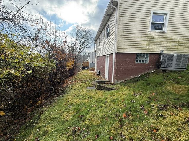 14 Lavonne Avenue, Fallowfield Twp, PA 15022