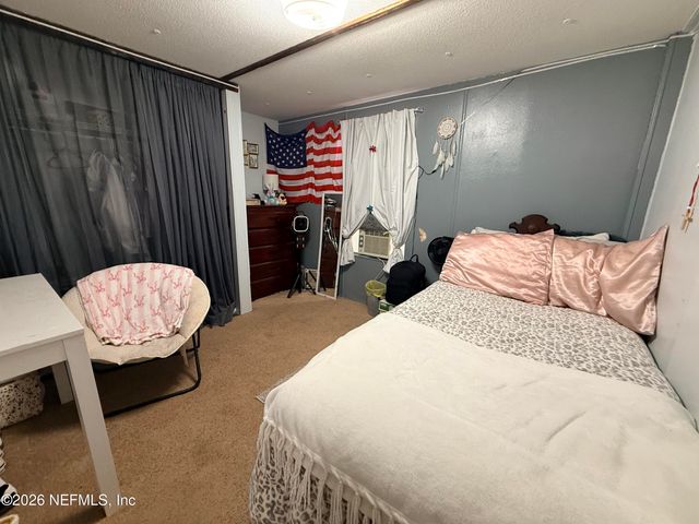 54217 SEAGULL Drive, Callahan, FL 32011