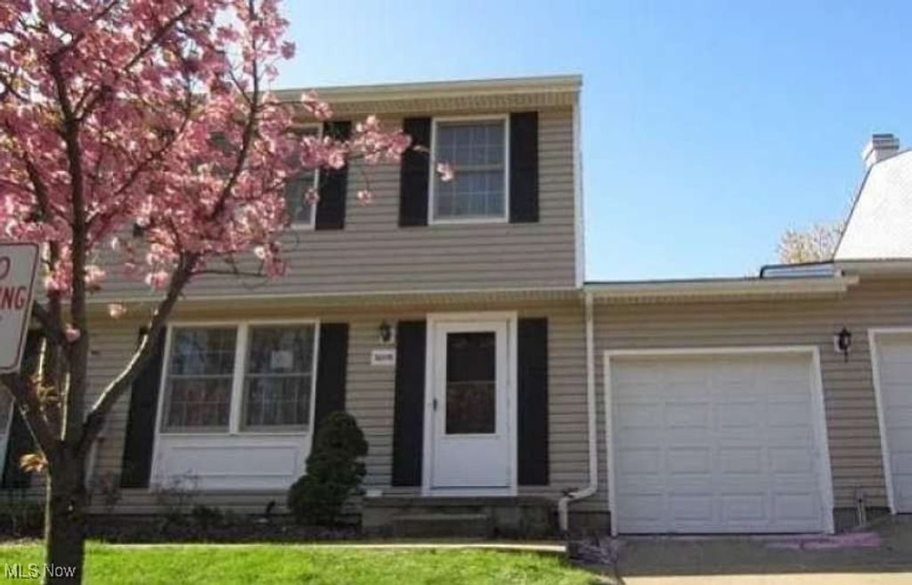 7400 N Chestnut Commons, Mentor, OH 44060