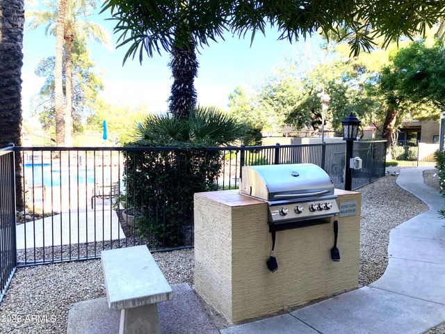 4925 E DESERT COVE Avenue 332, Scottsdale, AZ 85254