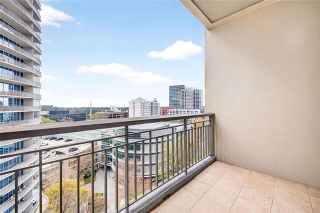 3334 Peachtree NE Road 905, Atlanta, GA 30326