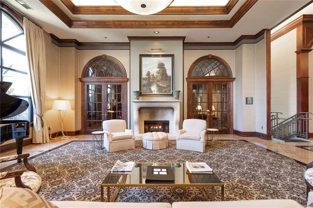 3334 Peachtree NE Road 905, Atlanta, GA 30326