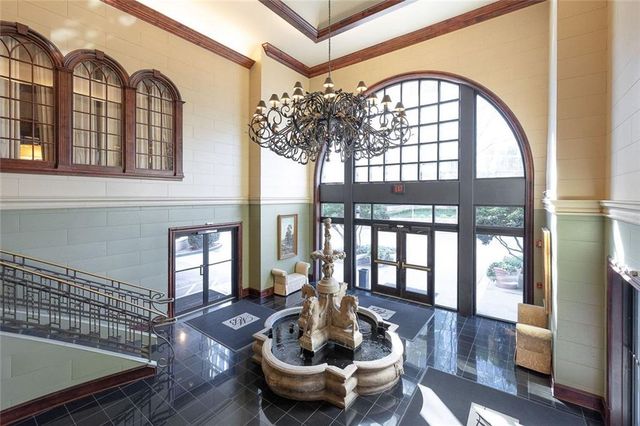 3334 Peachtree NE Road 905, Atlanta, GA 30326